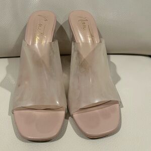 Nanette Lepore Women’s Clear Heels Size 9